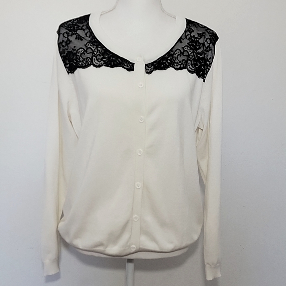 Lane Bryant  Women's White with Black Lace Cardigan Button Sweater Size 14/16